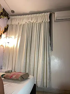 Lia_sexx – Naživo XXX chat