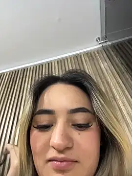 Antonella_Julieta Webcam show