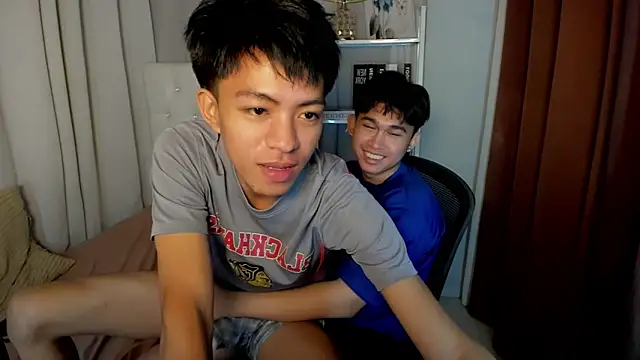 Chatroom XXX en direct de davincihugecock