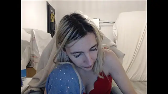 BarbieBlondieGirl's Live XXX Chat