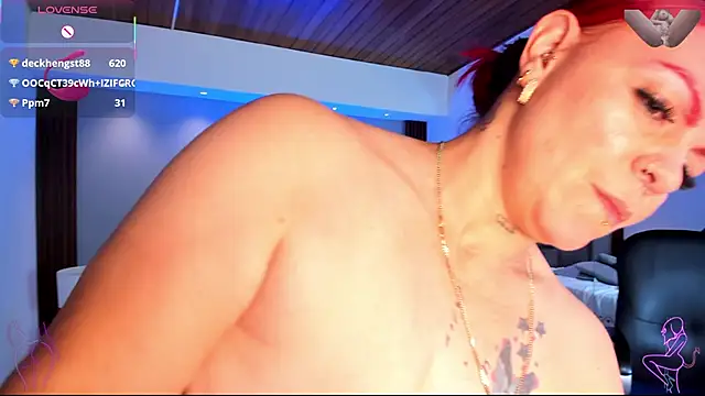 victoria_mooree: απευθείας συνομιλία ΧΧΧ