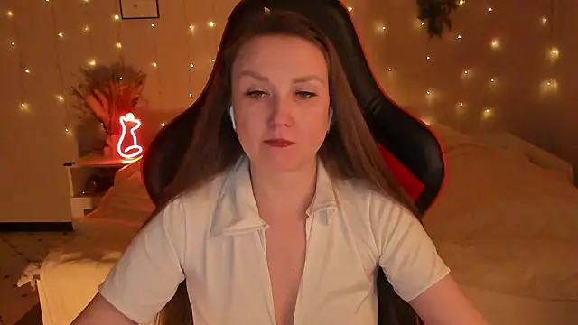 Chatroom XXX en direct de desperatehousewife__