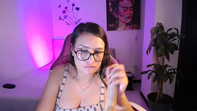 Chat +18 de esmeraldaa230 ao vivo