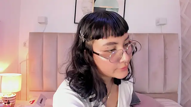 Haru_Bonny élő XXX-chatje