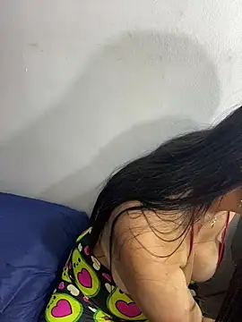 Chatroom XXX en direct de Aurora_fire1