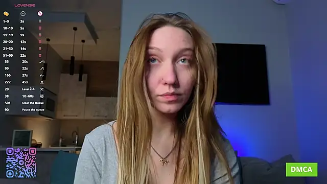 Chat +18 de JohnetteConstine ao vivo