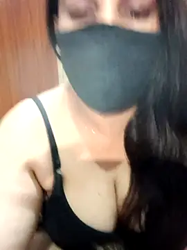 Chat XXX Live 01Mona