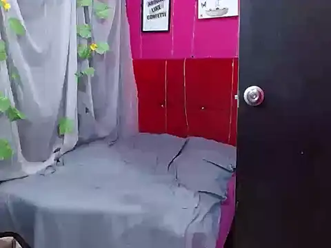 bitches_sexys' Webcam Show