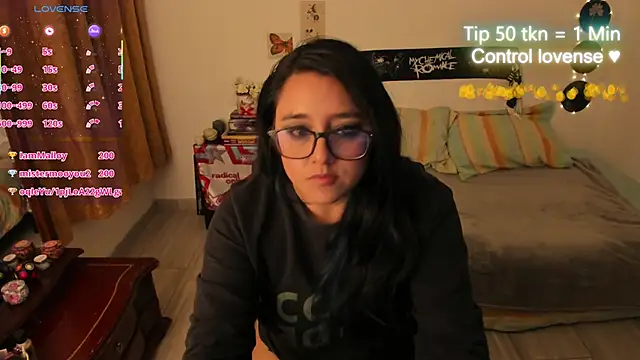 Cherry_blush_ Adlı Modelin Canlı XXX Sohbeti