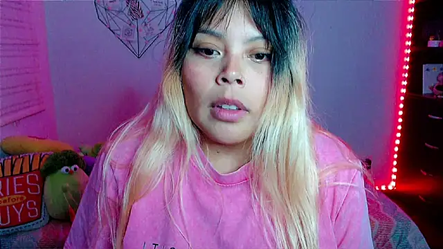 EllieMoonX Chat XXX live