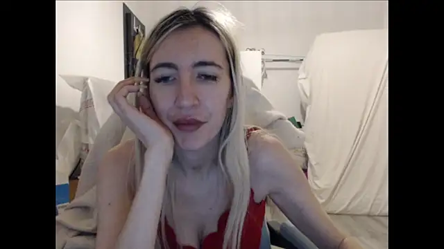 Chat +18 de BarbieBlondieGirl ao vivo