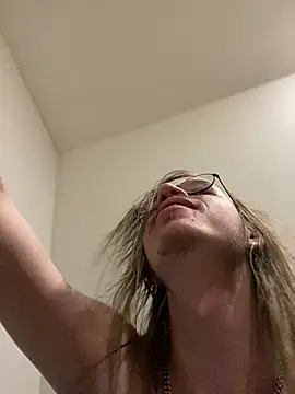 YoungSebi Obrolan Langsung XXX