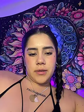 Chatroom XXX en direct de QueenNatt