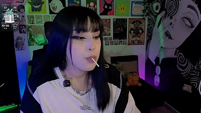 Chat XXX en directo de Yuhwan_