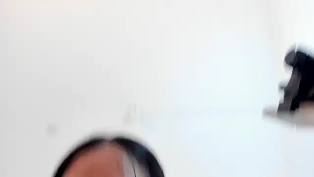 thamiina_: онлайн-секс-чат