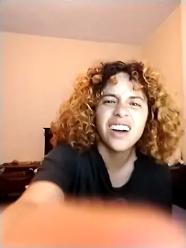 Chat XXX ao vivo de EmmaMelissa0521