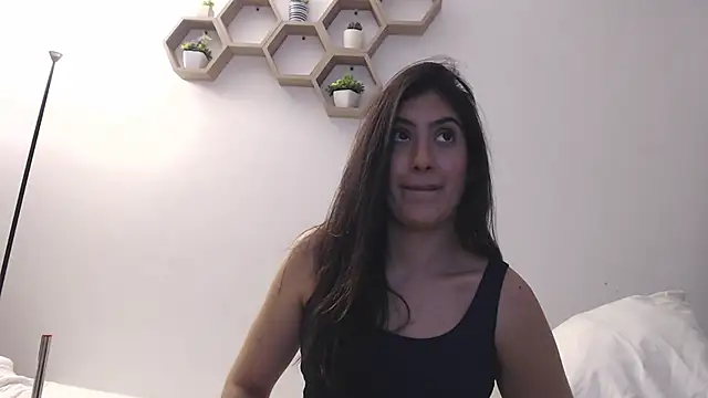 MIYESSIn Live XXX chat