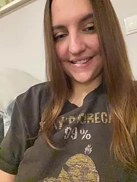 AliceDesmee Live XXX-chat