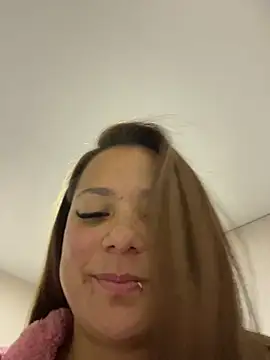 Pretty__Milfのウェブカメラショー