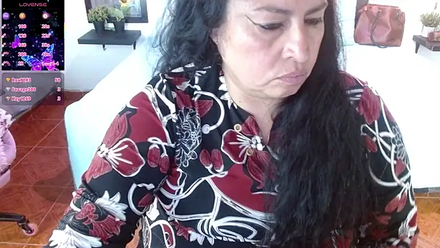 Keyla01_: απευθείας συνομιλία ΧΧΧ