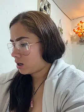 Show modela Sweet__Nurse1 na web-kameri