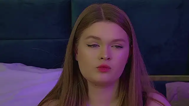 CrystalLyons Chat XXX live