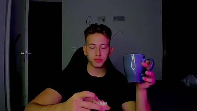 find0m_master Live XXX-Chat