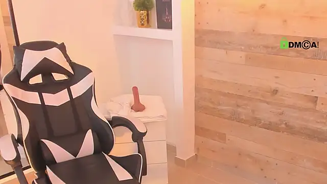 Chat +18 de candy_summer28 ao vivo