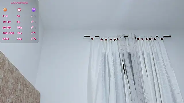 Chat +18 de lizziemontana2 ao vivo