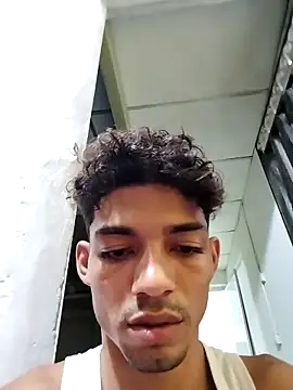 Brayanellatino Chat XXX in diretta