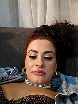 WatchTheQUEEnConQuer88 – webcam-show