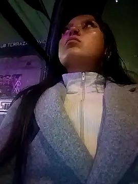 LunaHot_777のライブXXXチャット