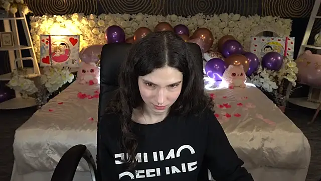 Chat +18 de BabyFlowerr ao vivo