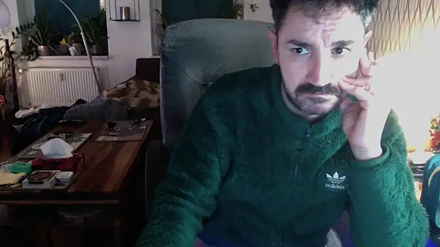 tomz0819's Webcam Show