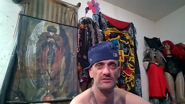 slinginbigD: διαδικτυακό σόου στην κάμερα