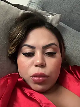 lariic live XXX chat