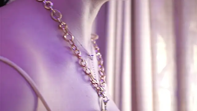 IsabelaWhite 现场XXX聊天