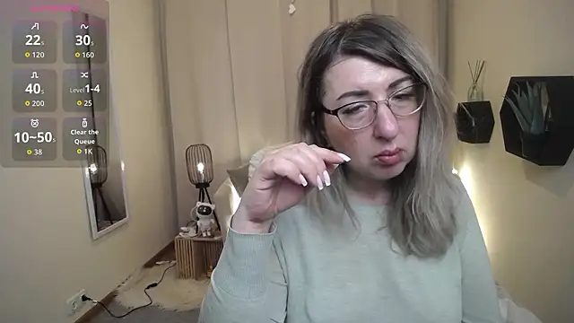 KKMimiKK: онлайн-секс-чат