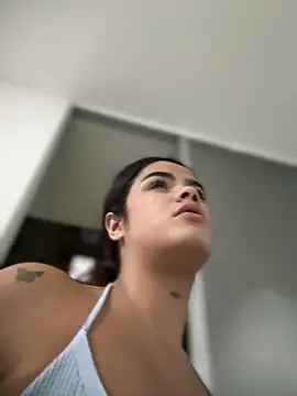 Kaily_Sweet16 即時 XXX 聊天