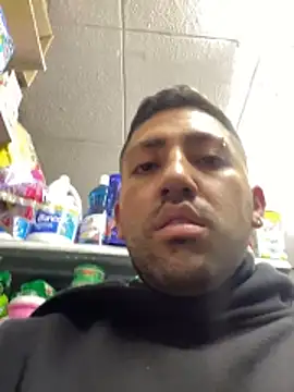 Chat +18 de JuanZapata33 ao vivo