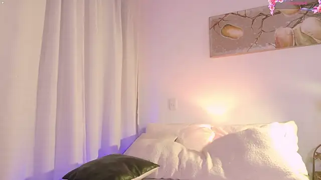 Chat XXX en directo de ChloeMoreti