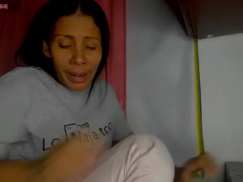 Chat XXX en directo de NENITA_HOTT