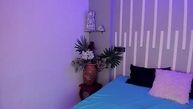 Mila_toro 라이브 XXX 채팅