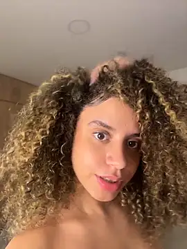 KittyTwerk_2 Adlı Modelin Canlı XXX Sohbeti