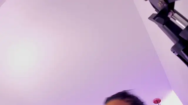 lia_quinn লাইভ XXX চ্যাট