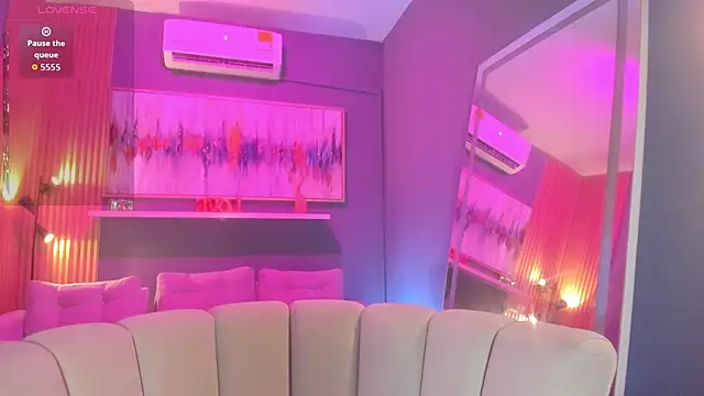 Chat +18 de lilian_vergara ao vivo