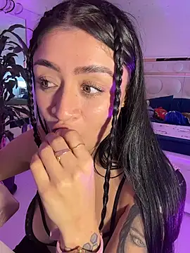 lucianaroy 라이브 XXX 채팅