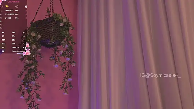 Micaela__4 élő XXX-chatje