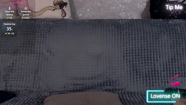 LillySquirtShot 现场XXX聊天