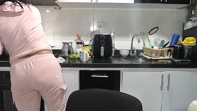 kateleyagrey: онлайн-секс-чат